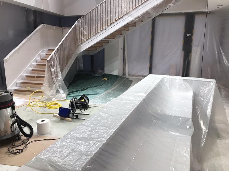 Obaleným interiér ako ochranné opatrenie pred znehodnotením zariadenia | DOMO GLASS