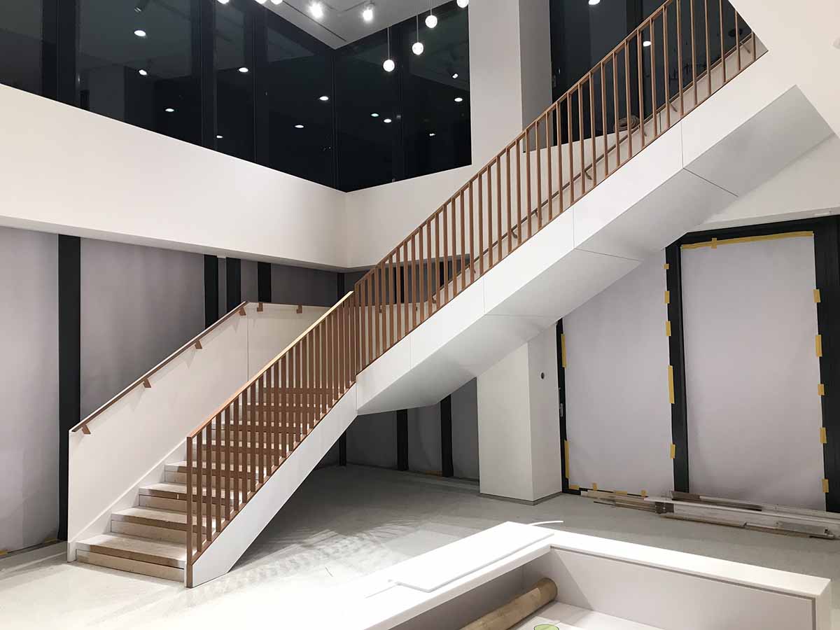 Zrekonštruované schodisko tesne pred dokončením | DOMO GLASS